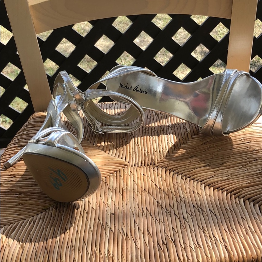 Shoes, Michael Antonio Silver 5 inch heels, Sz 10